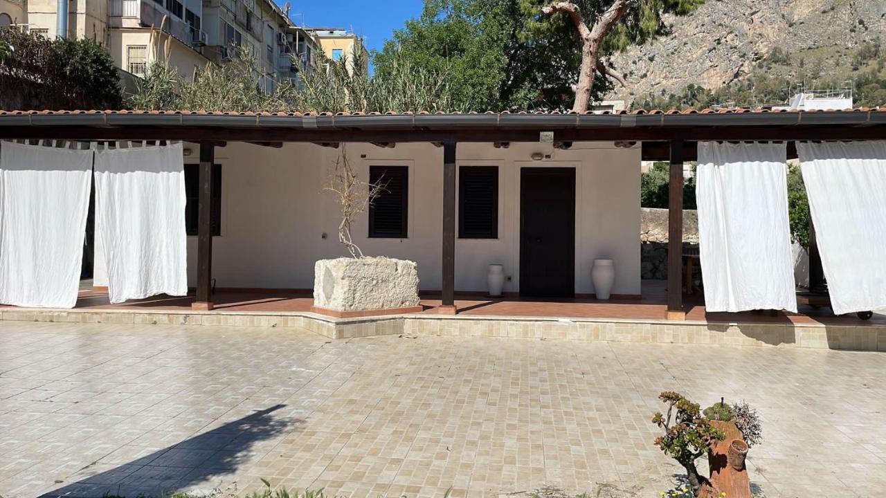 Casa Vacanza Villa Palermo Eksteriør billede